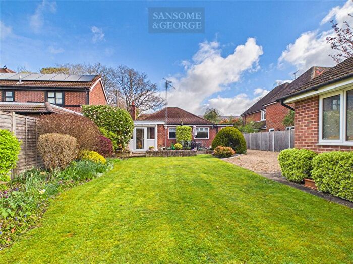 2 Bedroom Bungalow For Sale In Ravensworth Road, Mortimer West End, Reading, Berkshire, RG7