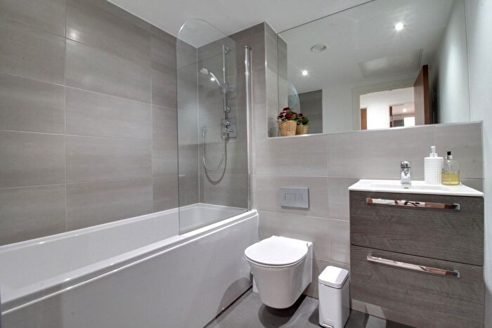 1 Bedroom Flat To Rent In Granville Lofts, Holliday Street, Birmingham, B1
