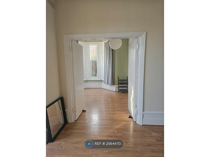1 Bedroom Flat To Rent In Dukes Avenue, London, N10