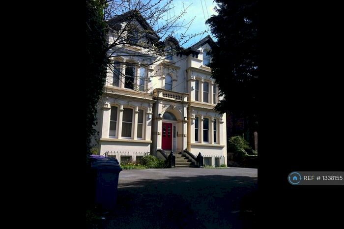 2 Bedroom Flat To Rent In Linnet Lane, Liverpool, L17