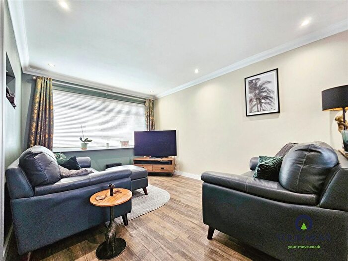 2 Bedroom End Of Terrace House For Sale In Mentmore Road, Ramsgate, Kent, CT12