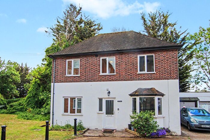 3 Bedroom Detached House To Rent In The Cottage, (), Isleworth, TW7
