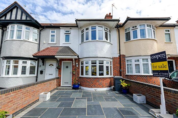 3 Bedroom Terraced House For Sale In Dulverton Road, Ruislip, HA4