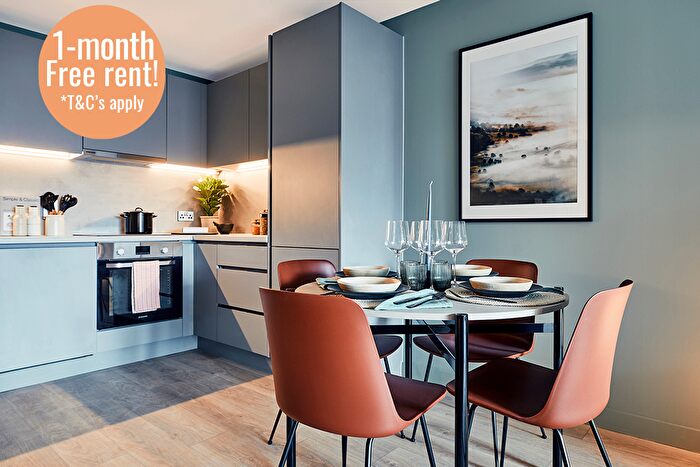 2 Bedroom Flat To Rent In Solasta Riverside Clyde Place, Glasgow, G5