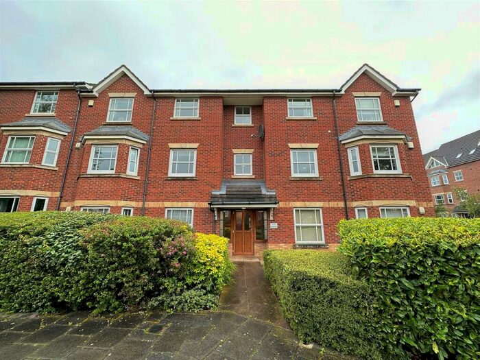 2 Bedroom Flat To Rent In Highbridge, Gosforth, Newcastle Upon Tyne, NE3