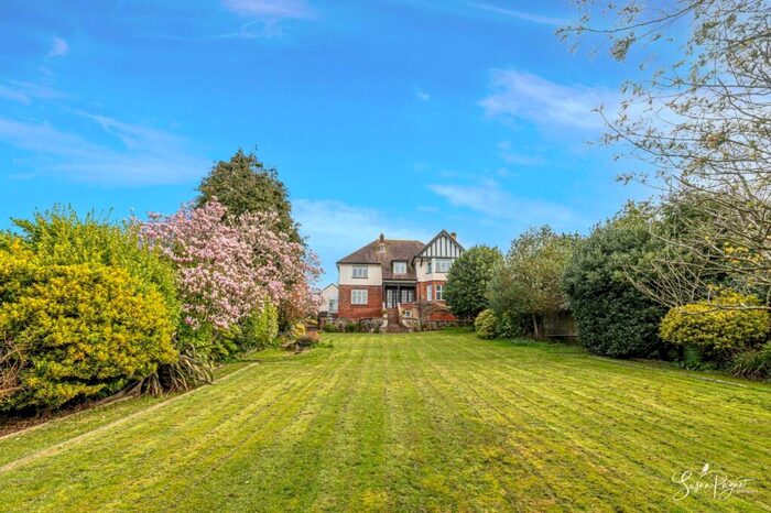 5 Bedroom Detached House For Sale In Nunwell Street, Sandown, PO36