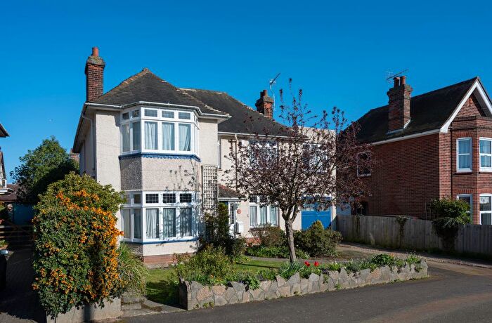 4 Bedroom Detached House For Sale In Princes Gardens, Felixstowe, IP11