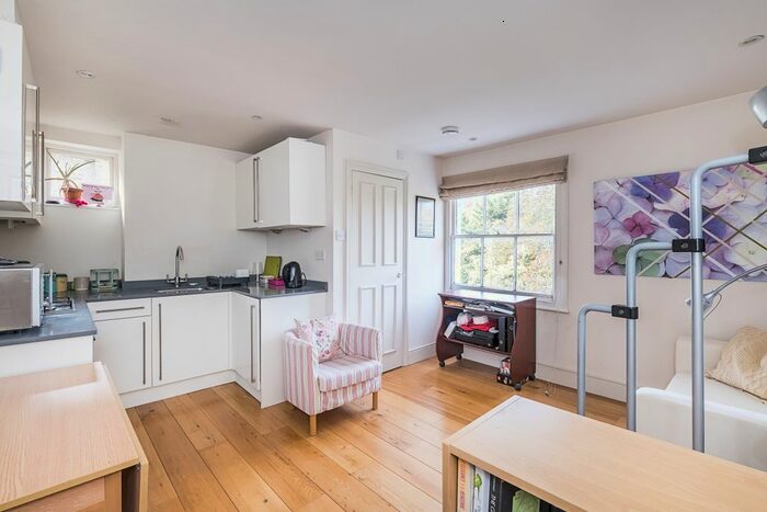 Studio To Rent In Church Road, Richmond TW10