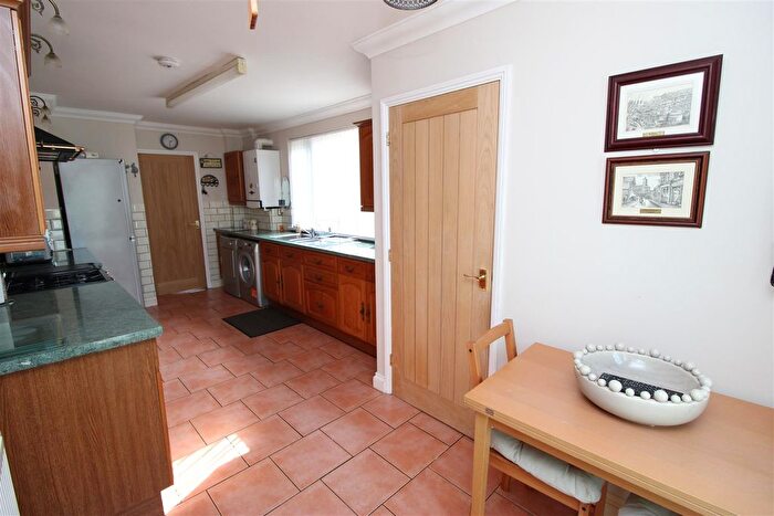 3 Bedroom End Of Terrace House For Sale In Elm Street, Aberbargoed, Bargoed, CF81
