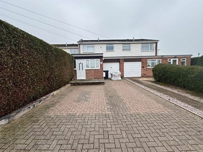 3 Bedroom Terraced House To Rent In Foley Road, Newent, GL18