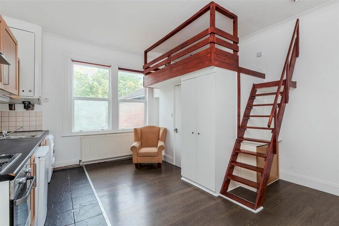 Studio To Rent In Shoot Up Hill, London, NW2