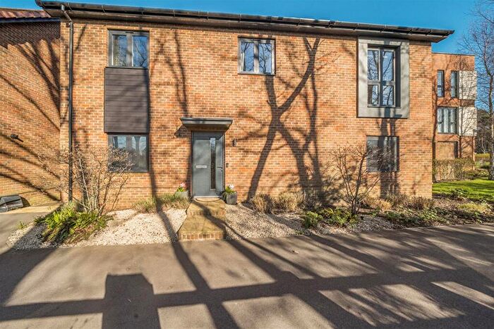 2 Bedroom Maisonette For Sale In Woodcote Green, Crowthorne, Berkshire, RG45