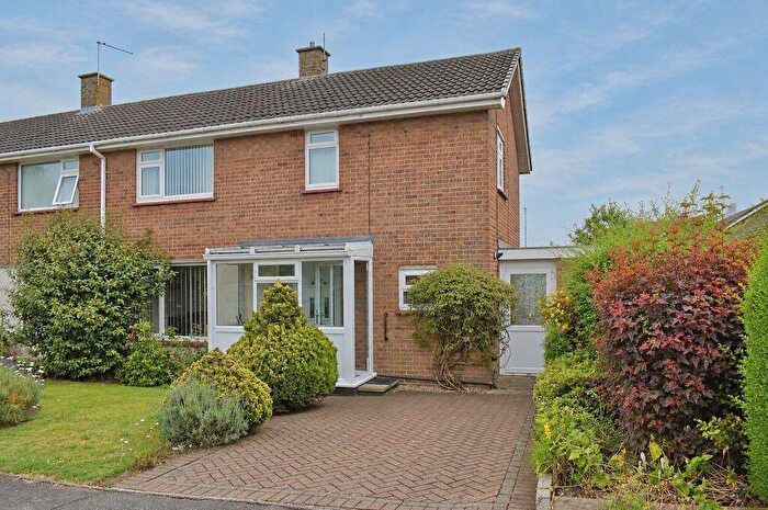 3 Bedroom Terraced House For Sale In Ross Close, Coddington, NG24