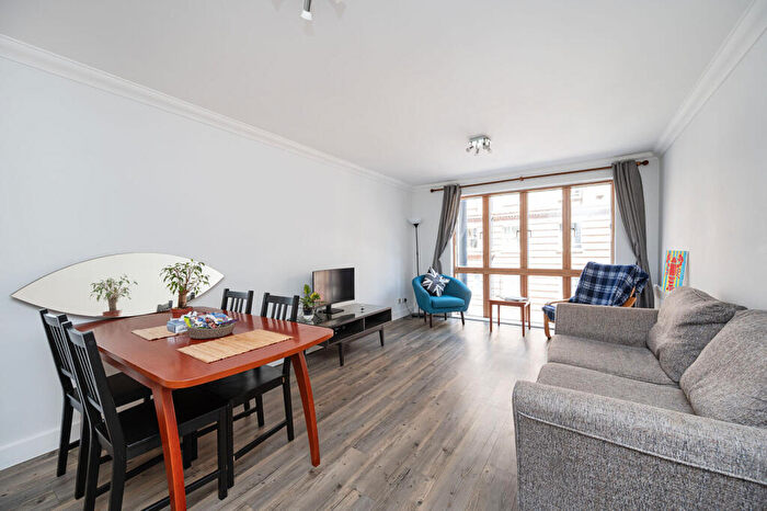 2 Bedroom Flat For Sale In Folgate Street, Spitalfields, London, E1