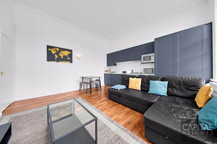 2 Bedroom Apartment To Rent In Charington House, Cephas Avenue, London, E1