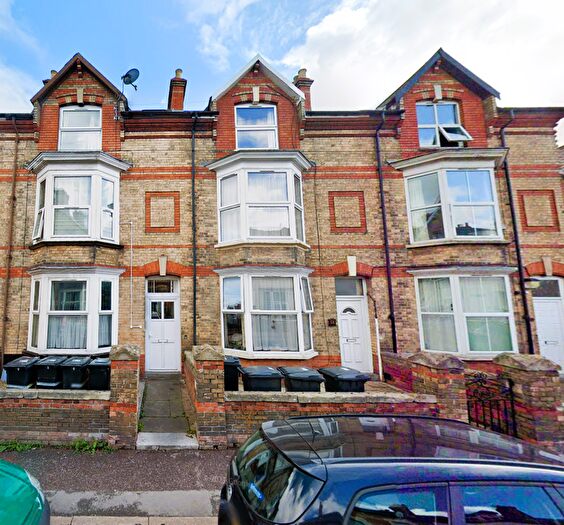 Studio To Rent In Cheddon Road, Taunton, TA2