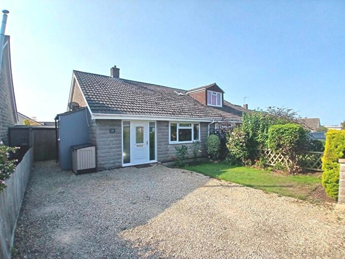 2 Bedroom Bungalow For Sale In Shapway Road, Evercreech, Shepton Mallet, BA4