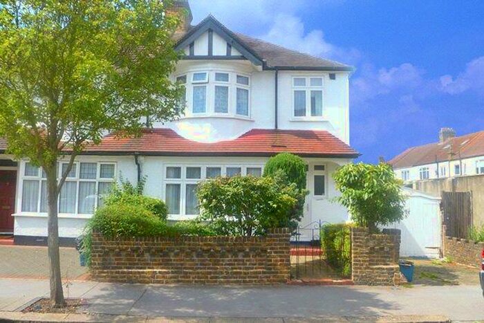 3 Bedroom Terraced House To Rent In Baring Road, Croydon, CR0