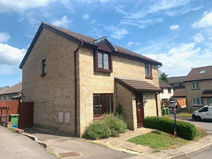 3 Bedroom House To Rent In De Braose Close, Cardiff, CF5