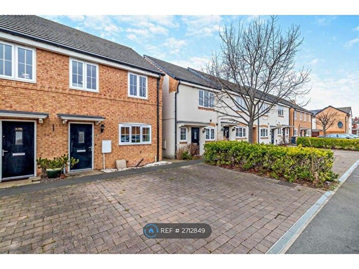 3 Bedroom Semi-Detached House To Rent In North Street, Doncaster, DN4