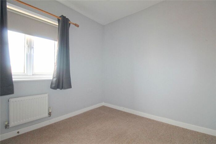 4 Bedroom Detached House For Sale In Gundy Grove, Trowbridge, BA14