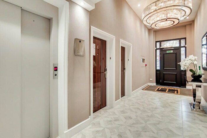 1 Bedroom Flat To Rent In Fitzjohns Avenue, London, NW3