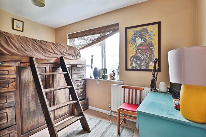 1 Bedroom Apartment For Sale In Knole Road, Bournemouth, BH1