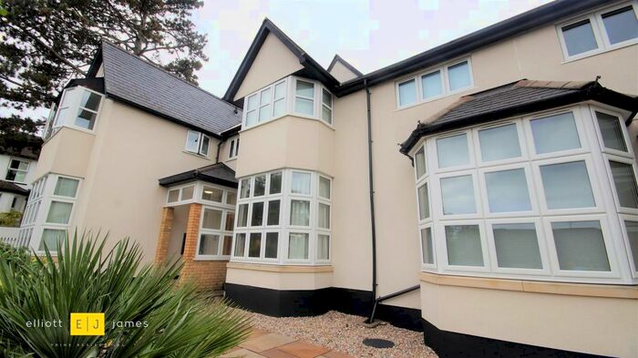 1 Bedroom Apartment To Rent In Albion Hill, Loughton, IG10