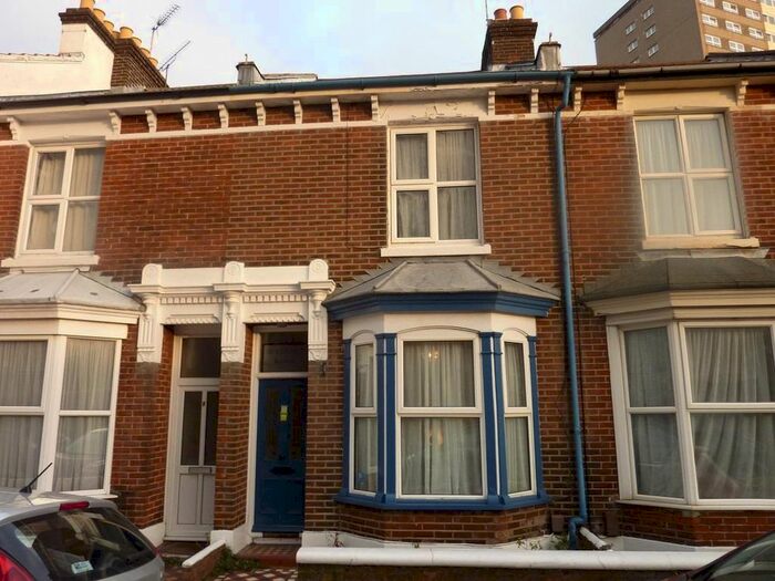 5 Bedroom Property To Rent In Victory Road, Portsmouth, Portsmouth, PO1