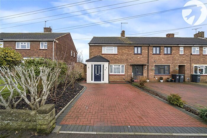 2 Bedroom End Terrace House For Sale In Rembrandt Drive, Northfleet, Kent, DA11