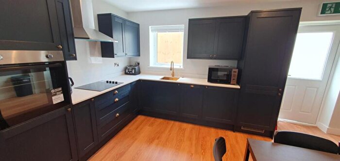 5 Bedroom House To Rent In Woodbine Road, Bristol, BS5