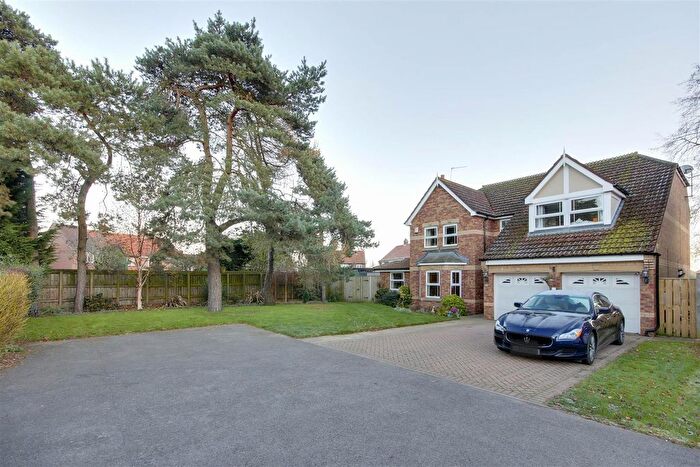 4 Bedroom Detached House For Sale In The Limes, South Cave, Brough, HU15