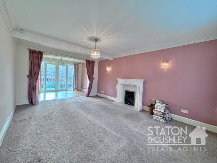 2 Bedroom Detached Bungalow For Sale In Station Road, Clipstone Village, NG21