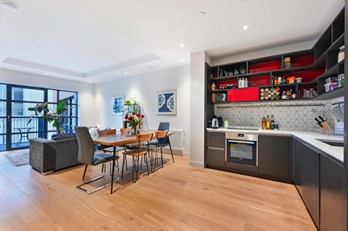 1 Bedroom Apartment To Rent In Amelia House, Lyell Street, London, E14