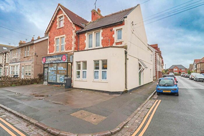 2 Bedroom Flat For Sale In Moorland Road**Two Bedrooms**Ground Floor**Parking**Courtyard Garden**, BS23