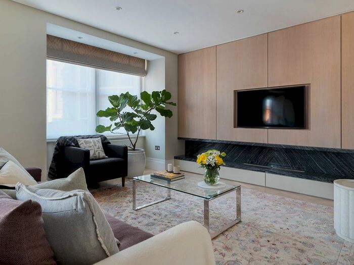 2 Bedroom Flat To Rent In Park Mansions, Knightsbridge, London, SW1X