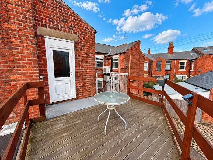 1 Bedroom Flat For Sale In Blackpool Road, Preston, PR2