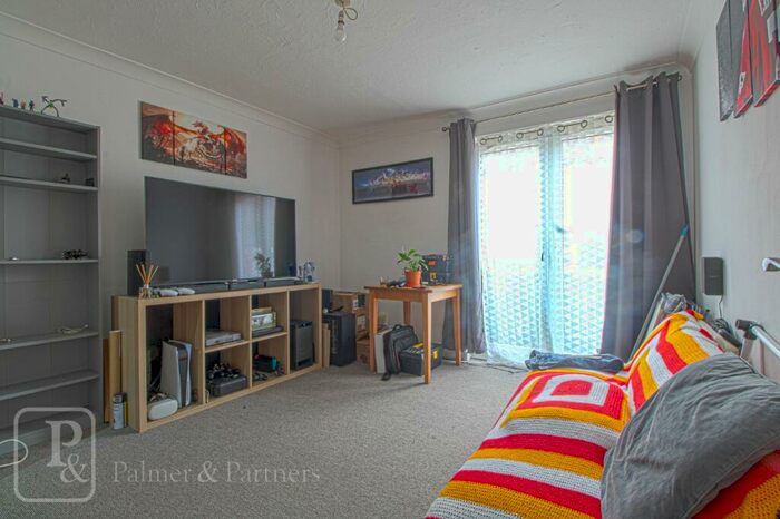 1 Bedroom Maisonette To Rent In Tymperley Court, Winnock Road, Colchester, Essex, CO1