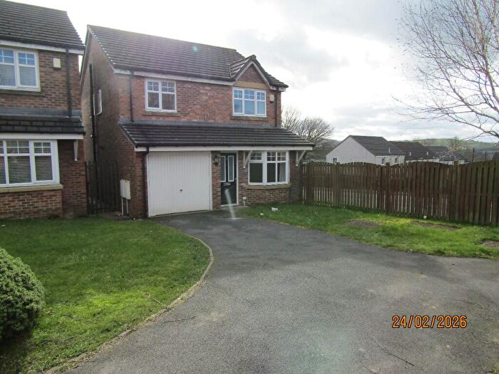4 Bedroom Detached House To Rent In Arnold Close, Blackburn, Lancashire, BB2