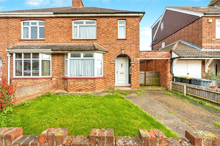 3 Bedroom Semi-Detached House For Sale In Highbury Grove, Clapham, Bedford, Bedfordshire, MK41