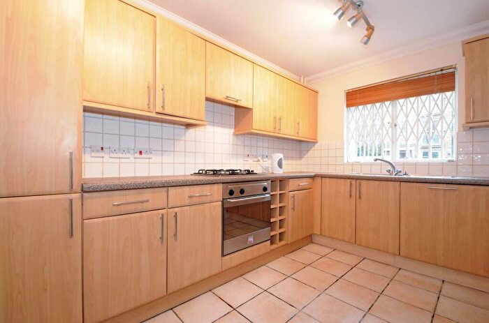 4 Bedroom House To Rent In Plough Way, Surrey Quays, London, SE16