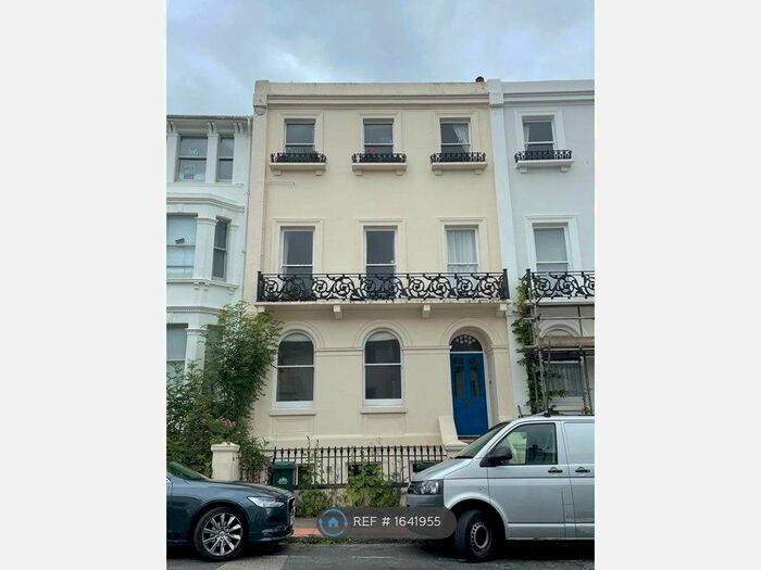 1 Bedroom Flat To Rent In Roundhill Crescent, Brighton, BN2