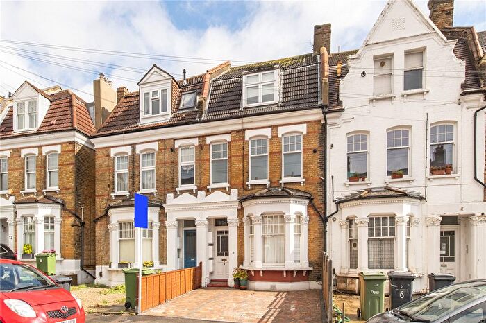 2 Bedroom Flat To Rent In Bournevale Road, London, SW16