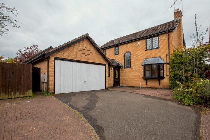 4 Bedroom Detached House To Rent In Jackson Close, Oadby, Leicester, LE2