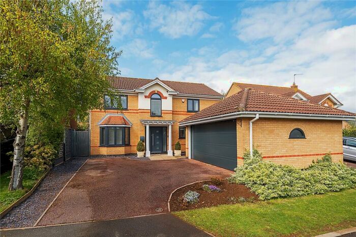 4 Bedroom Detached House For Sale In Far Brook, Brixworth, Northamptonshire, NN6