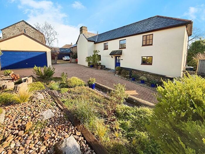 4 Bedroom Property For Sale In Church Hill, Plymouth, PL6