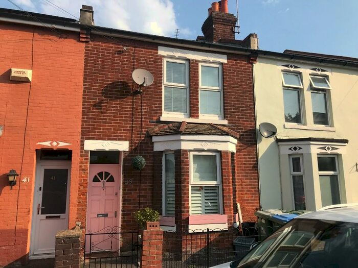 2 Bedroom Terraced House To Rent In Grove Road, Southampton, Hampshire, SO15