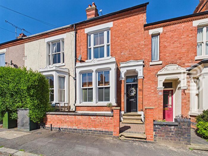 3 Bedroom Terraced House For Sale In Grosvenor Road, Town Centre, Rugby, CV21