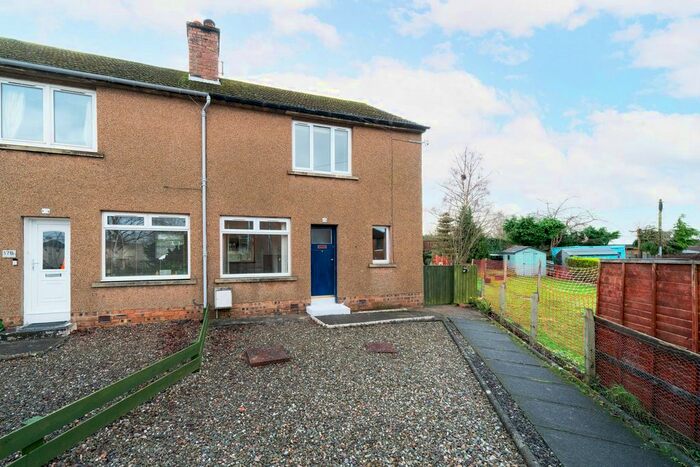 2 Bedroom Semi-Detached House For Sale In Robertson Crescent, Newburgh, KY14