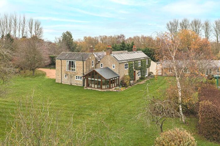 5 Bedroom Equestrian Facility For Sale In Oldfields Farm, Stratton Audley, Bicester, Oxfordshire, OX27